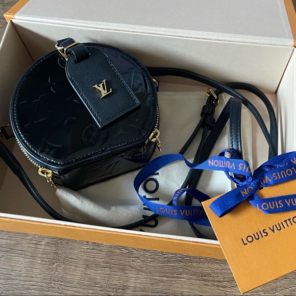 LOUIS VUITTON-AUTHENTIC Black Patent Leather Vernis Mini Boite Chapeau Handbag - Picture 8 of 16